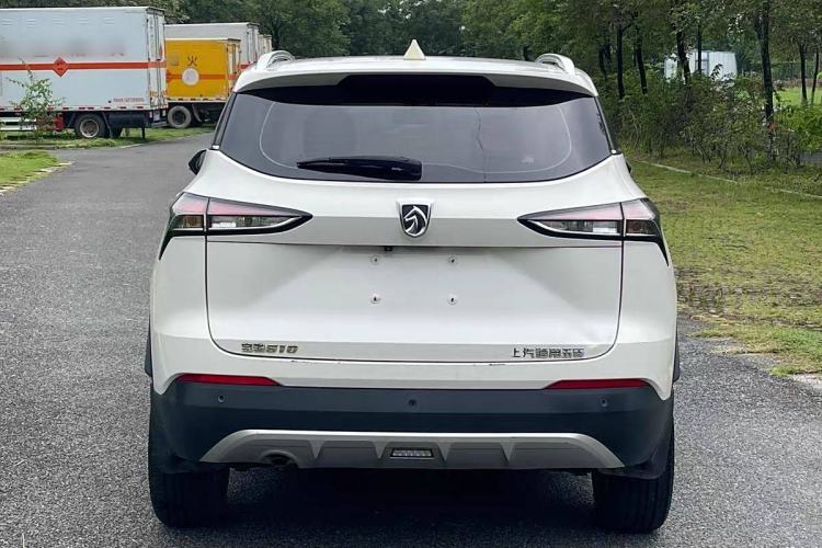 Used Baojun 510 2017 1.5L Automatic Fashion Model
