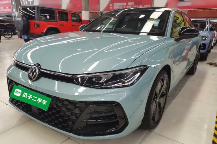 Used Volkswagen Passat 2025 Pro 380TSI Starry Dragon Edition