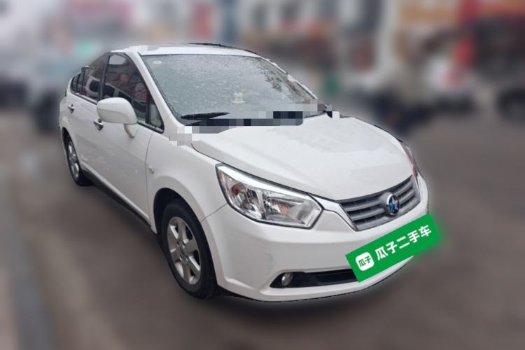 Used Venucia D50 2013 1.6L Manual Luxury Edition
