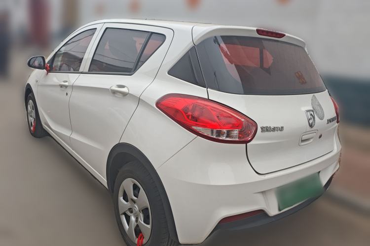 Used Baojun 310 2016 1.2L manual Comfort trim level
