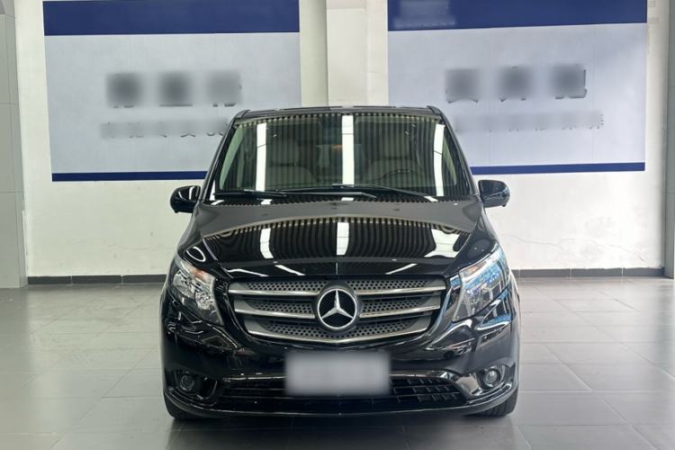 Used Mercedes-Benz Vito 2018 2.0T Elite Version 7 Seats China VI Emission Standard
