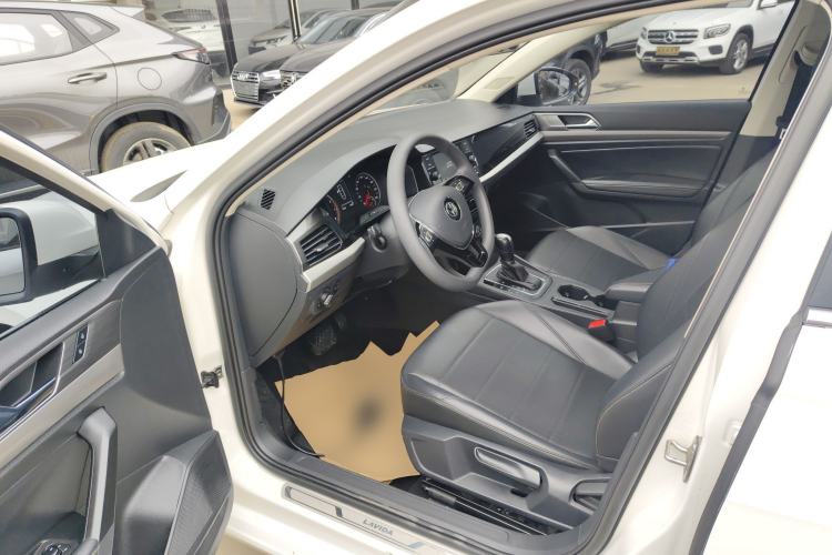 Used Volkswagen Lavida 2019 1.5L Automatic Comfort Edition China VI Standard