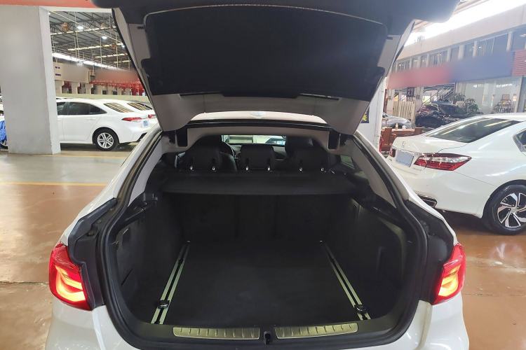 Used BMW 3 Series GT 2019 320i Sport Edition
