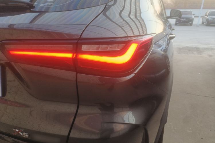 Used Oshan X5 2021 Revised Version 1.5T DCT Luxury Edition
