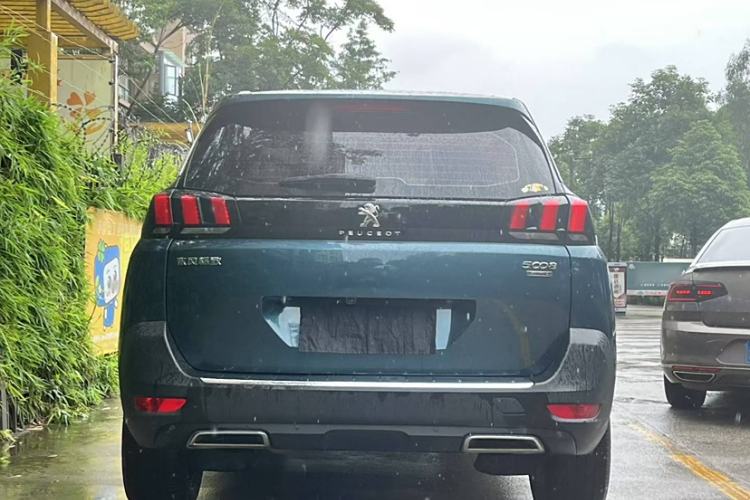 Used Peugeot 5008 2017 350THP 7-Seater Elite Edition
