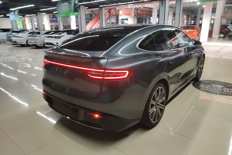 Used Hima Luxeed R7 2024 All-Electric 802 km Max