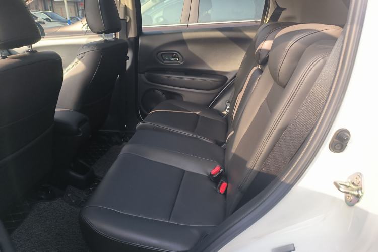 Used Honda Vezel 2020 1.5L CVT Pioneer Edition
