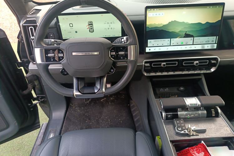 Used  917 2023 Range-Extended Base Model
