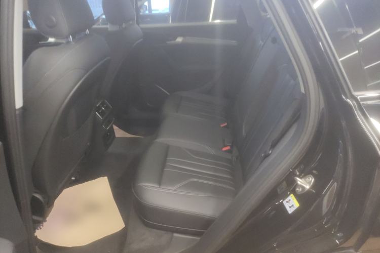 Used Audi Q5L 2022 40T Luxury Dynamic Model
