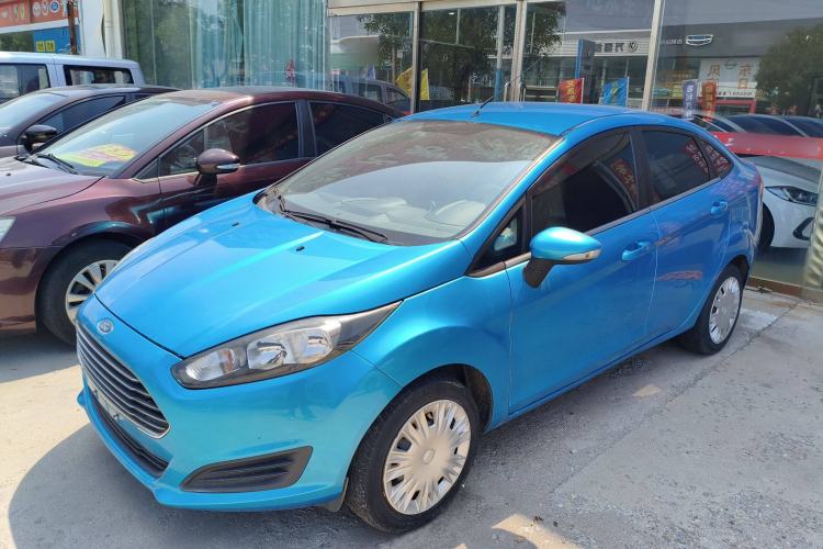 Used Ford Fiesta 2013 Sedan 1.5L Manual Fashion Edition

