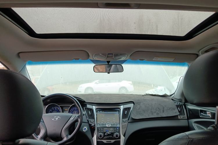 Used Hyundai Sonata 2014 2.0L Automatic Luxury Edition
