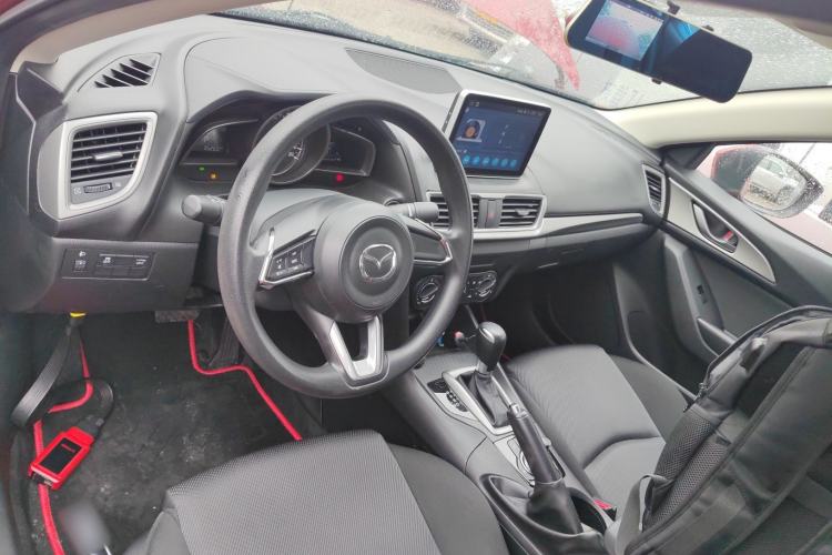 Used Mazda Mazda 3 Axela 2017 Sedan 1.5L Automatic Comfort Model Emission Standard China V
