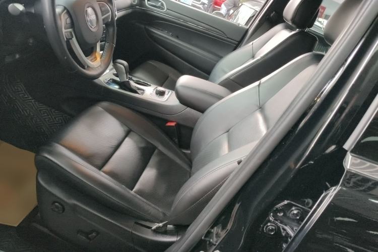 Used  Grand Cherokee (Import) 2020 3.0L Elite Navigation Edition
