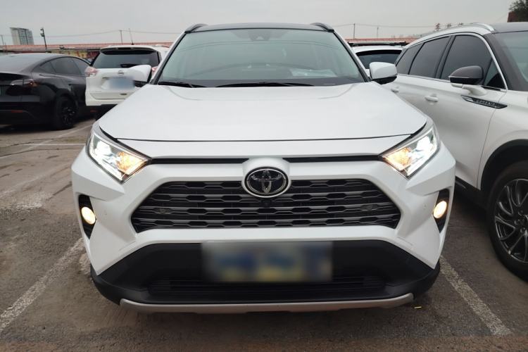 Used Toyota RAV4 2022 2.0L CVT Two-Wheel Drive Prestige Edition
