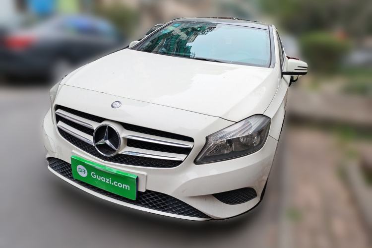Used Mercedes-Benz A-Class (Import) 2015 A 180 Standard Model