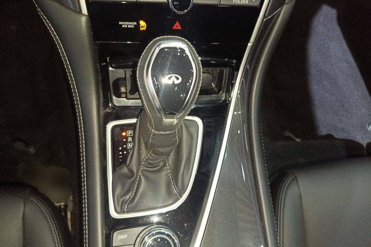 Used Infiniti Q50L 2018 2.0T Comfort Edition China VI Standard
