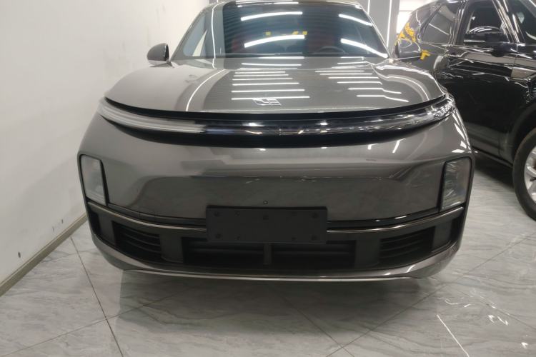 Used Li Auto L8 2023 Pro Model
