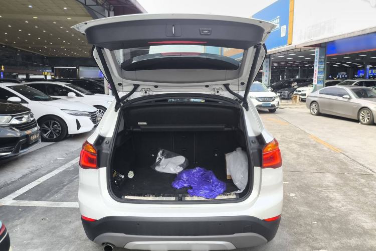 Used BMW X1 2018 sDrive18Li Luxury Model
