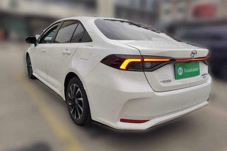 Used Toyota Corolla 2026 Model 1.8L Dual-Engine Elite Edition
