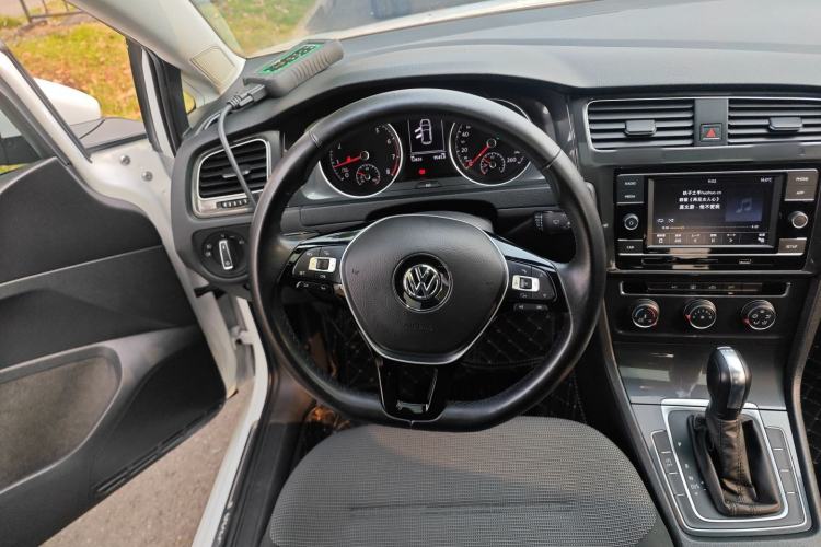 Used Volkswagen Golf 2018 230TSI Automatic Comfort Model