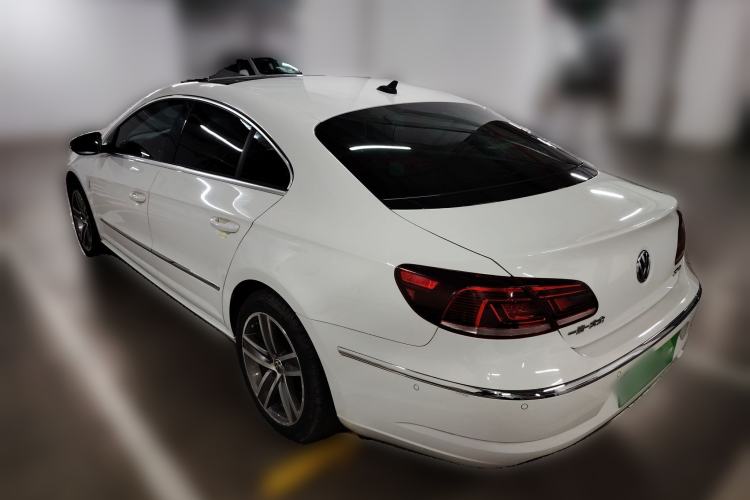 Used Volkswagen FAW-Volkswagen CC 2015 1.8TSI Luxury Model
