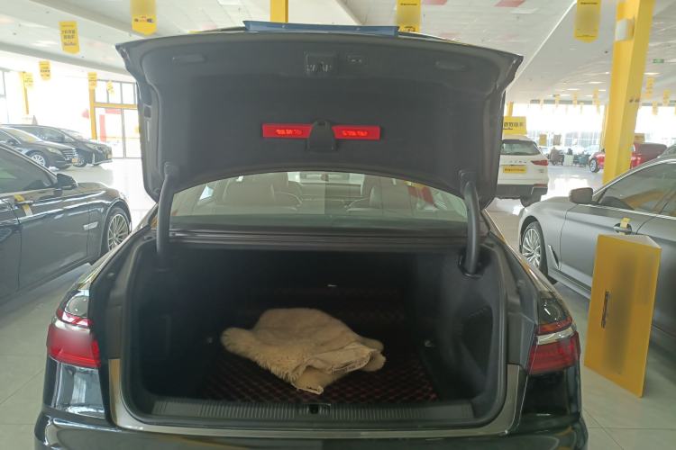 Used Audi A8 2018 A8L 55 TFSI quattro Launch Edition Elite Model