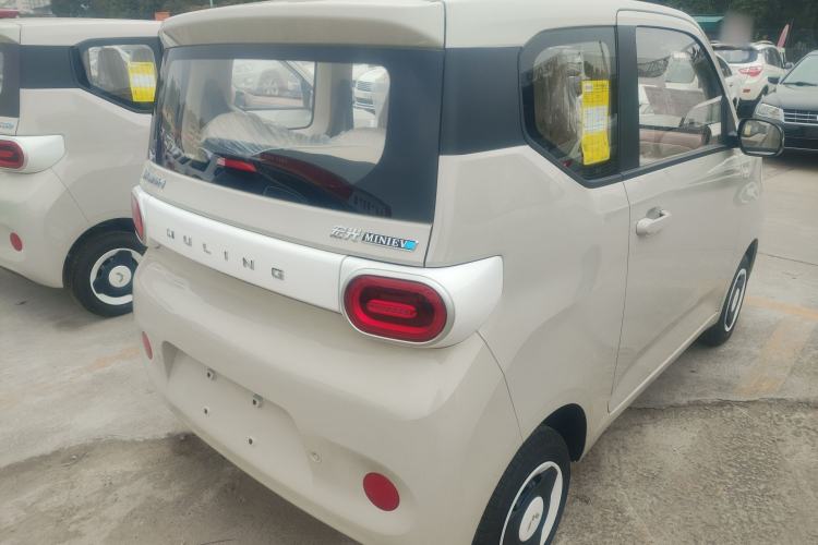 Used Wuling Hongguang MINIEV 2024 3rd Generation 215km Youth Edition