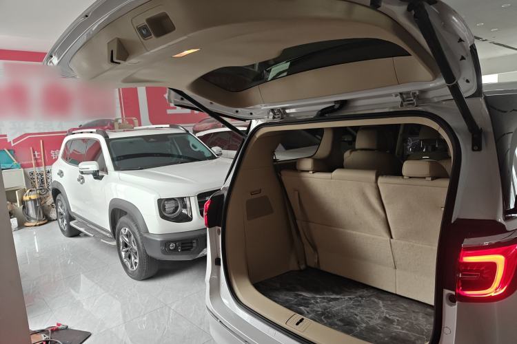 Used Buick GL8 2023 ES Lu Zun Deluxe Model
