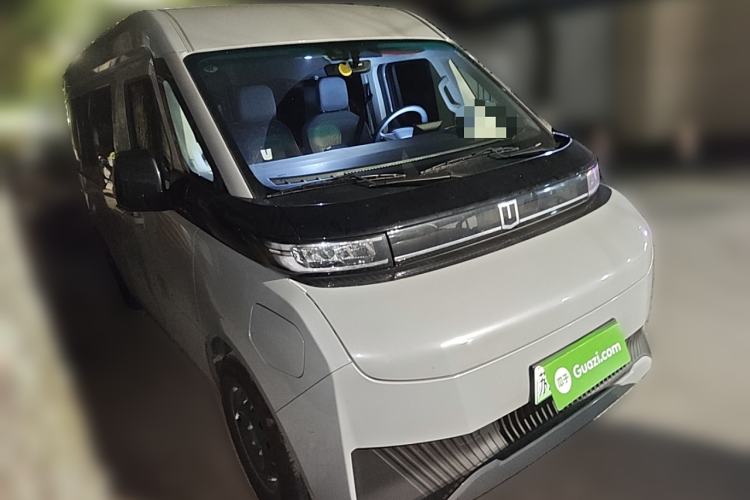 Used Farizon Super VAN 
