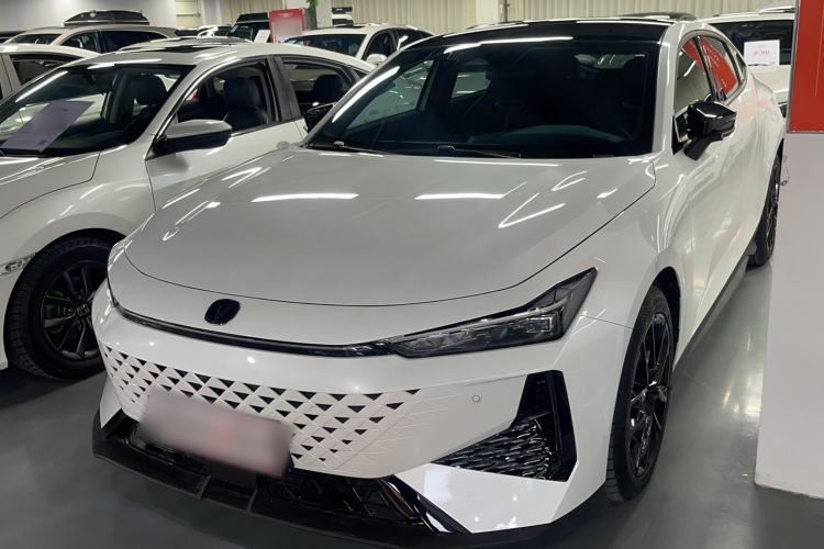 Used Changan UNI-V 2024 1.5T Prestige Edition
