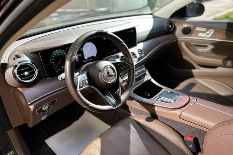 Used Mercedes-Benz E-Class 2023 Updated E 300 L Fashion Edition
