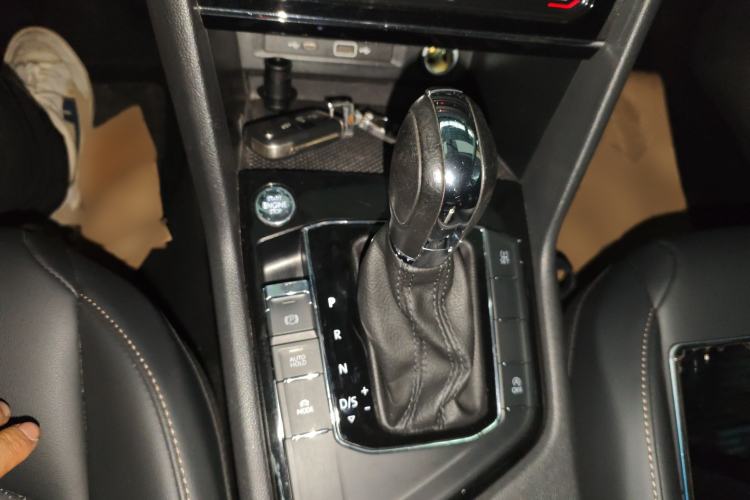 Used Volkswagen Tharu 2021 280TSI Two-Wheel Drive Comfort Edition
