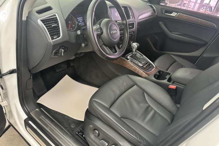 Used Audi Q5 2013 40 TFSI Technology Edition
