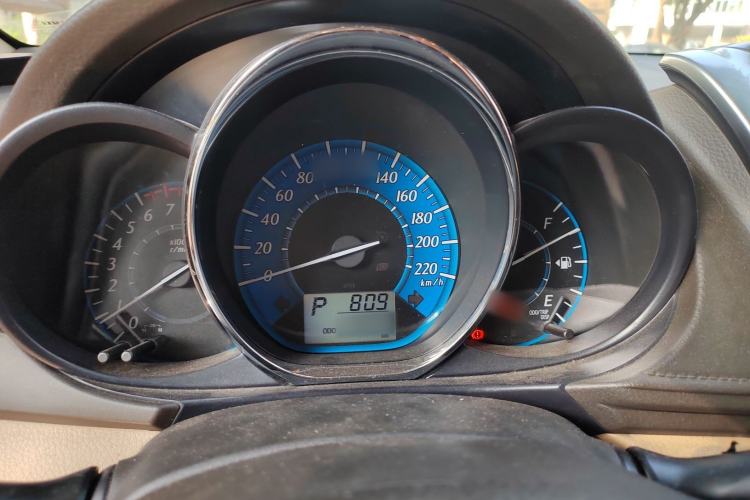 Used Toyota YARiS L 2015 1.5E Automatic Charm Edition