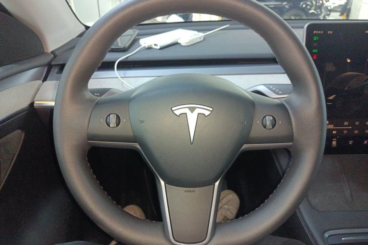 Used Tesla Model Y 2024 Rear-Wheel-Drive Version
