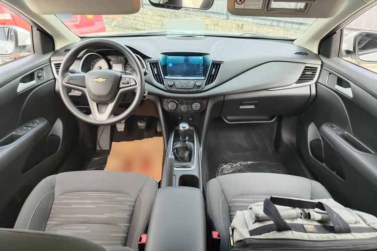 Used Chevrolet Monza 2019 320T Manual Xinxin Edition China VI
