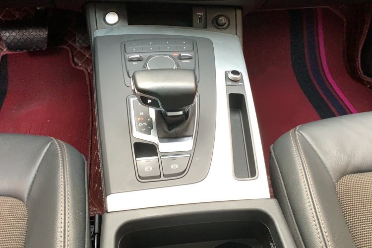 Used Audi Q5L 2020 Revised 40 TFSI Prestige Edition
