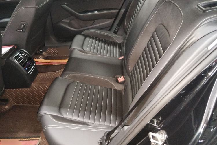 Used Volkswagen Magotan 2020 330TSI DSG Leading Model
