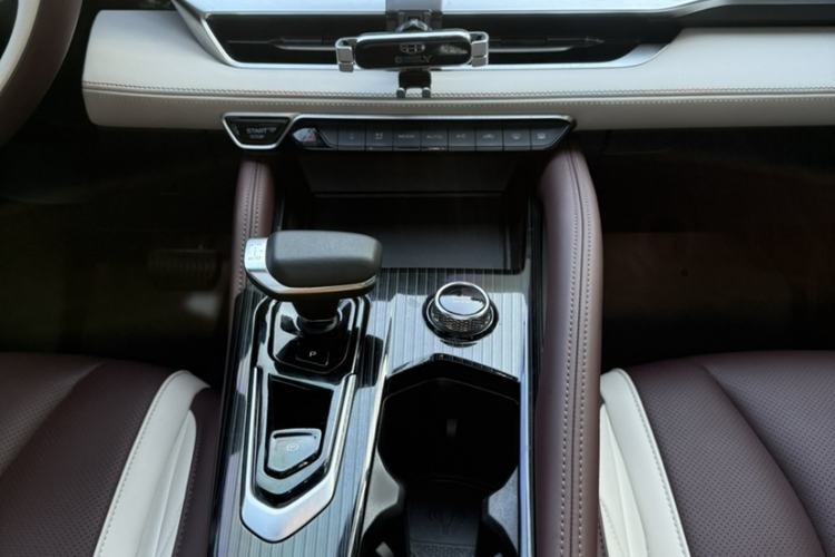 Used Geely Auto Monjaro L 2021 2.0TD DCT EVO Two-Wheel Drive Prestige Version
