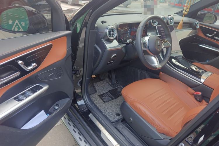 Used Mercedes-Benz GLC 2023 GLC 260 L 4MATIC Dynamic Edition 5-seater
