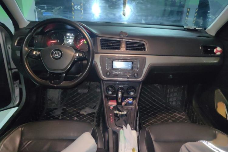 Used Volkswagen Lavida 2017 1.6L Automatic Comfort Edition
