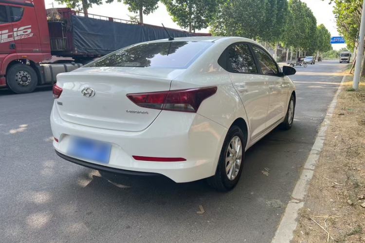 Used Hyundai Verna 2016 1.4L Automatic Cool Edition GLS