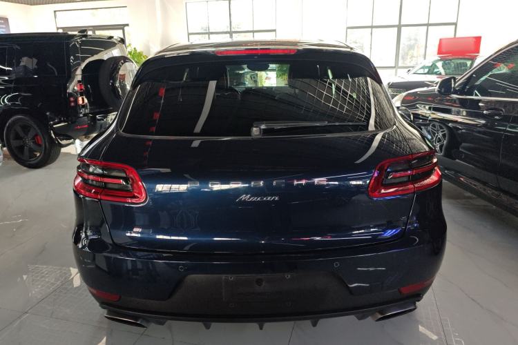 Used Porsche Macan 2017 Macan 2.0T
