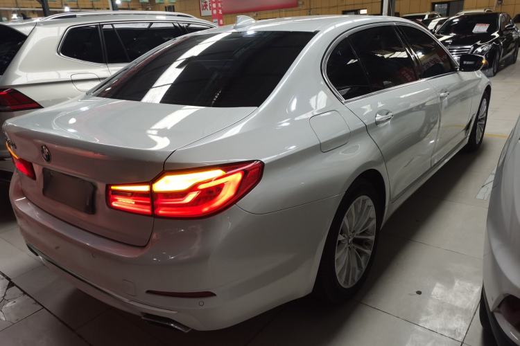 Used BMW 5 Series 2018 525Li Luxury Package
