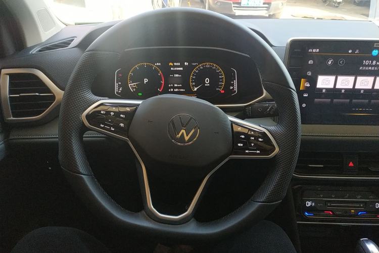 Used Volkswagen Tharu 2023 300TSI Two-Wheel-Drive Full Moon Edition
