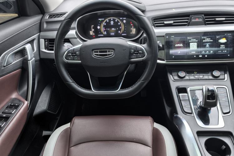 Used Geely Auto Emgrand X7 Sport 2022 1.8TD DCT Zhiya Trim