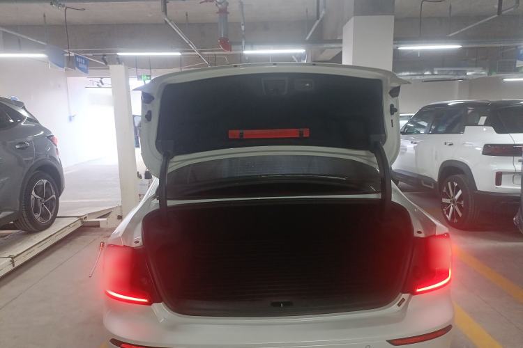 Used Volvo S60 2021 T4 Zhiyuan Luxury Edition