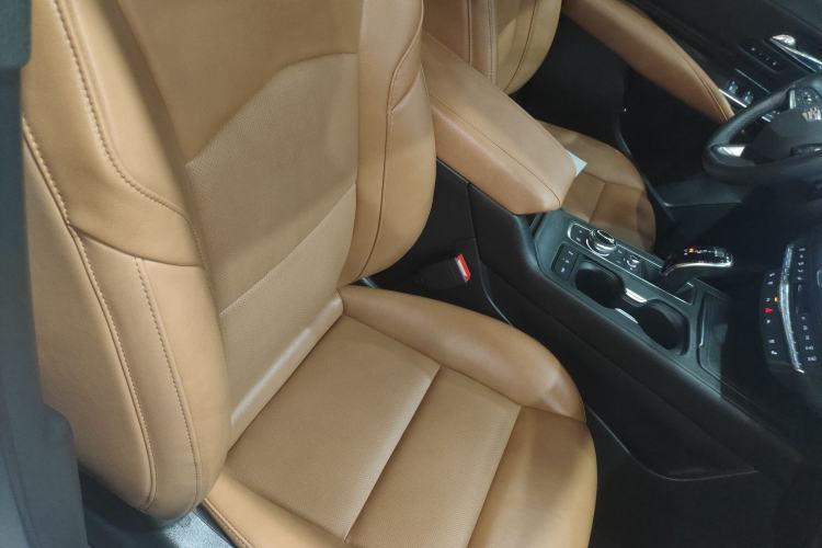 Used Cadillac XT4 2022 28T Two-Wheel Drive Prestige Version
