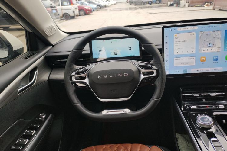 Used Wuling Xingguang 2024 Co-Creation Edition 510 Advanced Model
