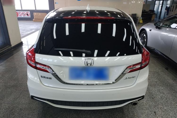 Used Honda Jade 2017 1.8L automatic Comfort version 5 seats